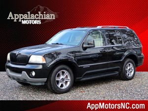 Picture of a 2005 Lincoln Aviator Luxury