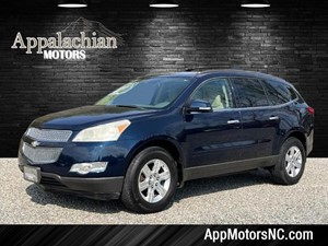 Picture of a 2011 Chevrolet Traverse LT