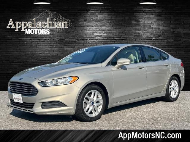 Ford Fusion SE in Asheville