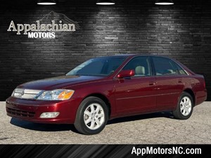 Picture of a 2002 Toyota Avalon XLS