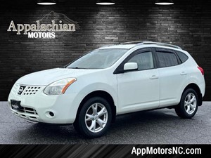 Picture of a 2008 Nissan Rogue SL