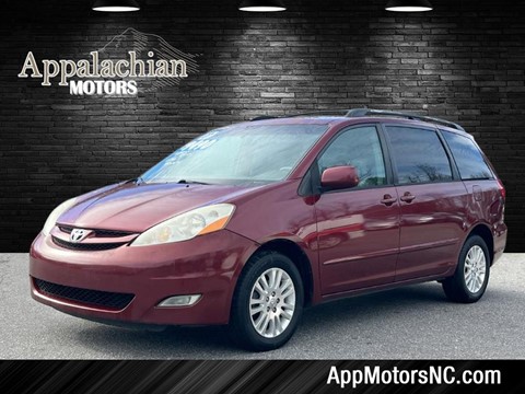 2007 Toyota Sienna XLE Limited 7-Passenger