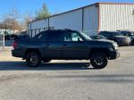 2004 Chevrolet Avalanche Pic 2468_V2024120318305700052