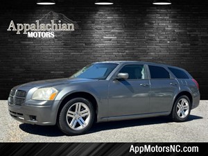 2005 Dodge Magnum RT for sale by dealer