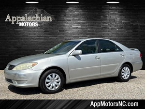 2005 Toyota Camry LE for sale by dealer