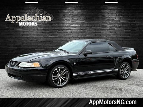 2000 Ford Mustang Base