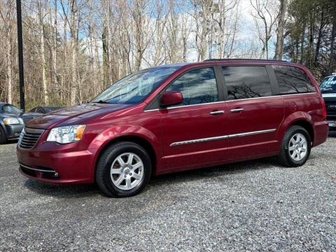 2011 Chrysler Town and Country Touring