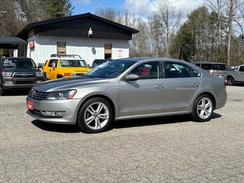 2012 Volkswagen Passat TDI SEL Premium