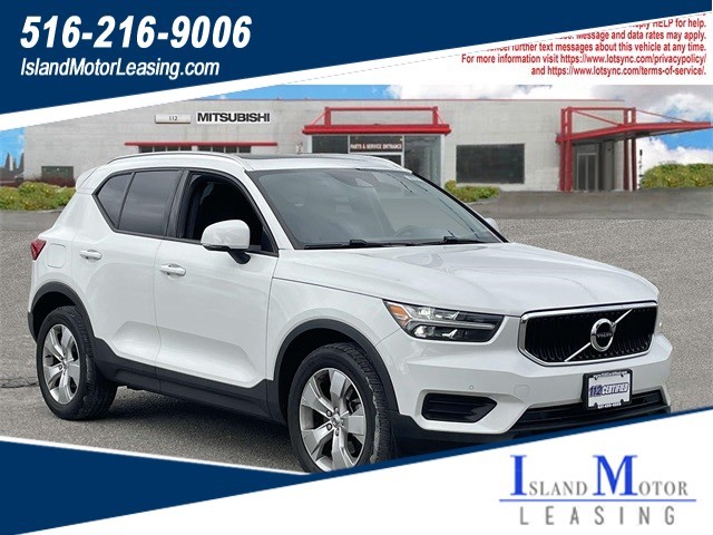 Volvo XC40 Momentum in Huntington