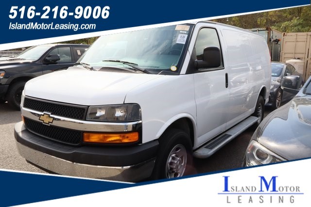 Chevrolet Express 2500 Work Van in Huntington