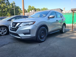 2017 Nissan Rogue SV 2WD for sale by dealer