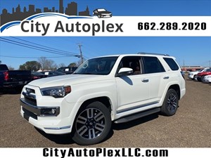 Picture of a 2017 Toyota 4Runner Limited