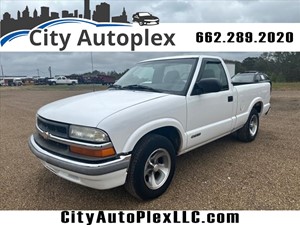 2002 Chevrolet S-10 LS for sale by dealer