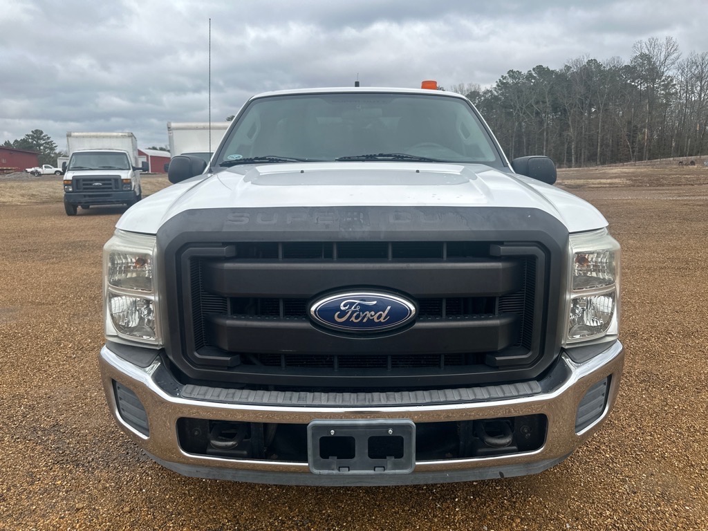 2011 Ford F-250 Super Duty XL's photo
