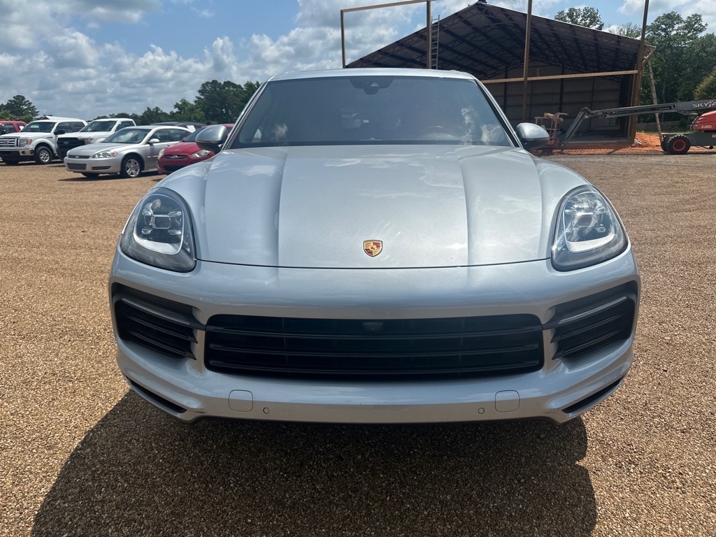 2021 Porsche Cayenne Base's photo