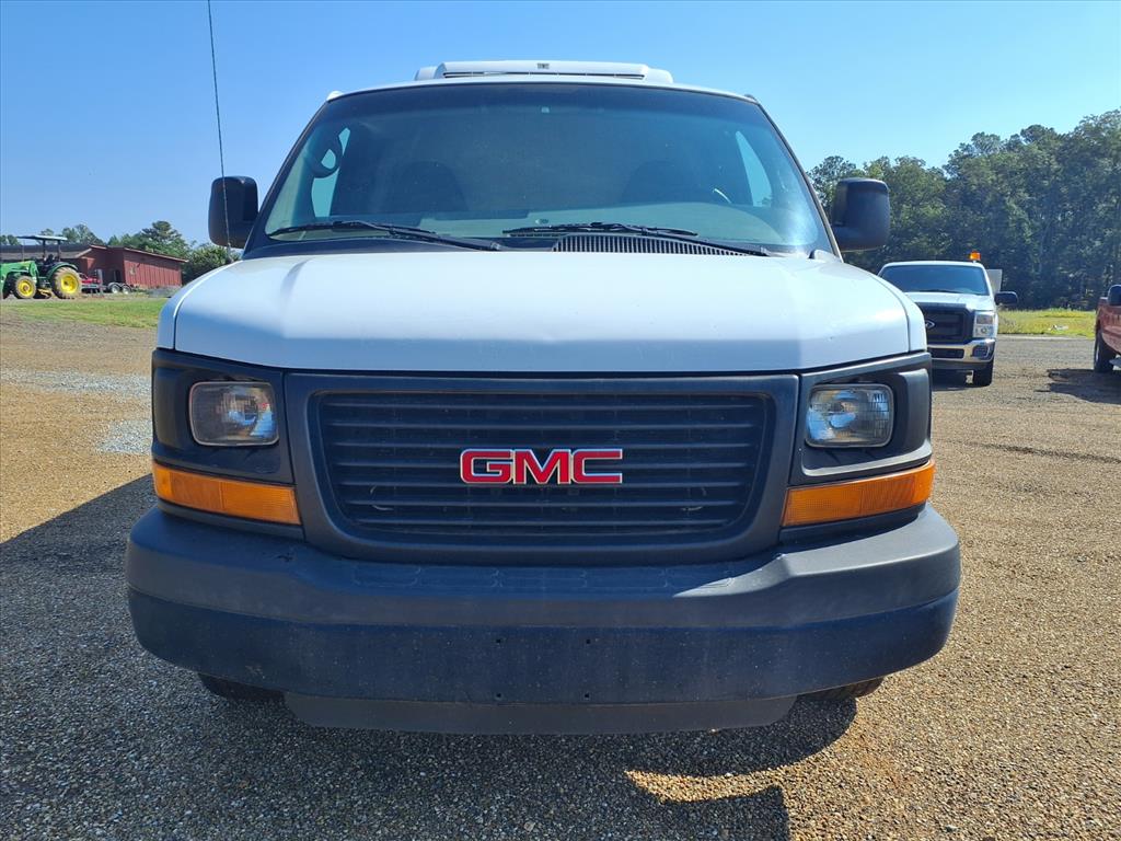 2014 GMC Savana Cargo Work Van's photo