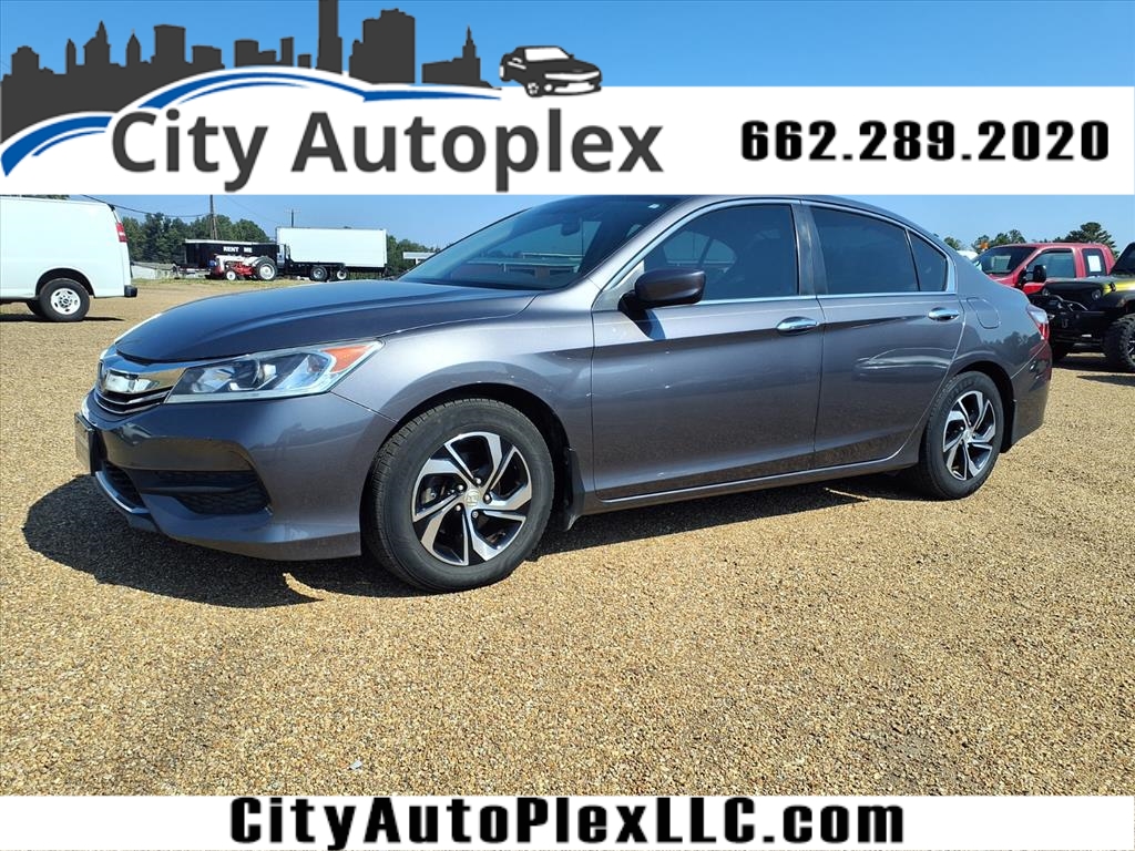 2016 Honda Accord LX's photo