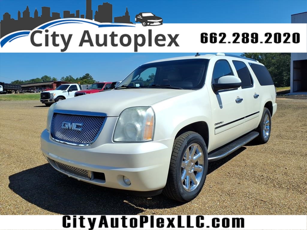 2013 GMC Yukon XL Denali's photo