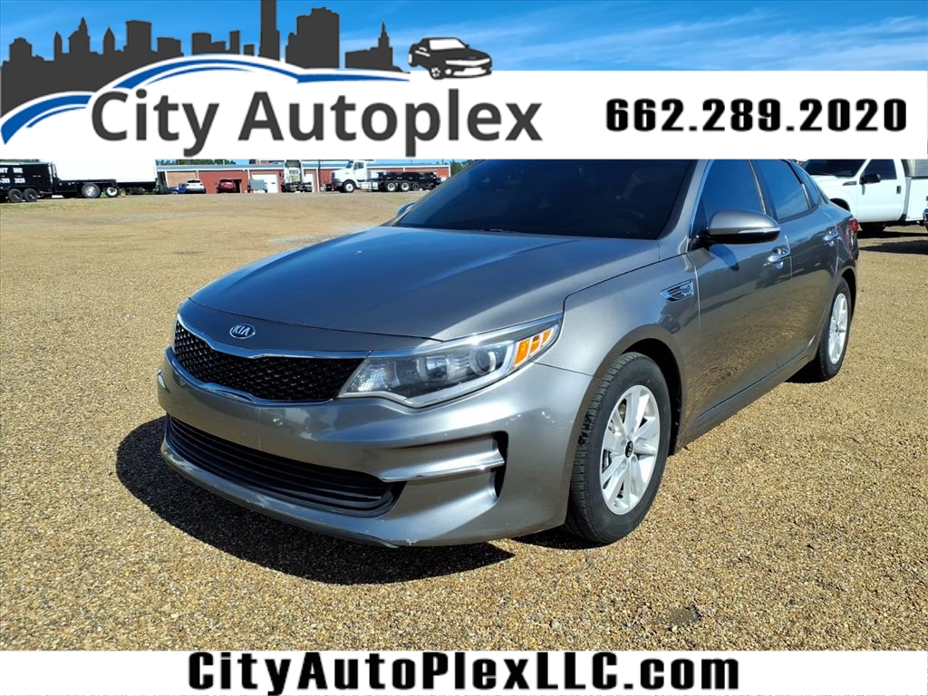 2016 Kia Optima LX's photo