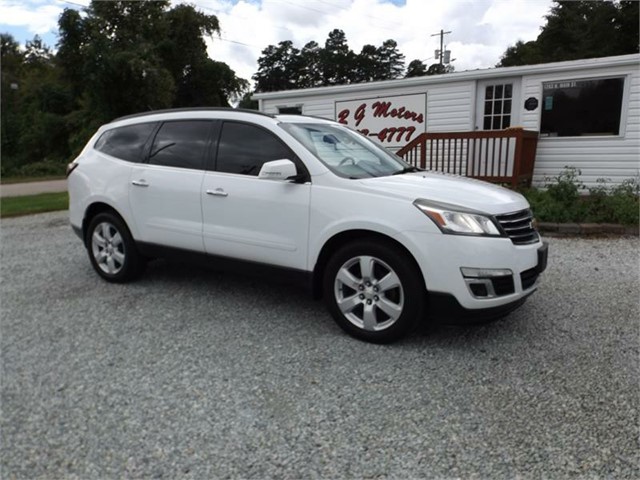 CHEVROLET TRAVERSE LT in Roxboro