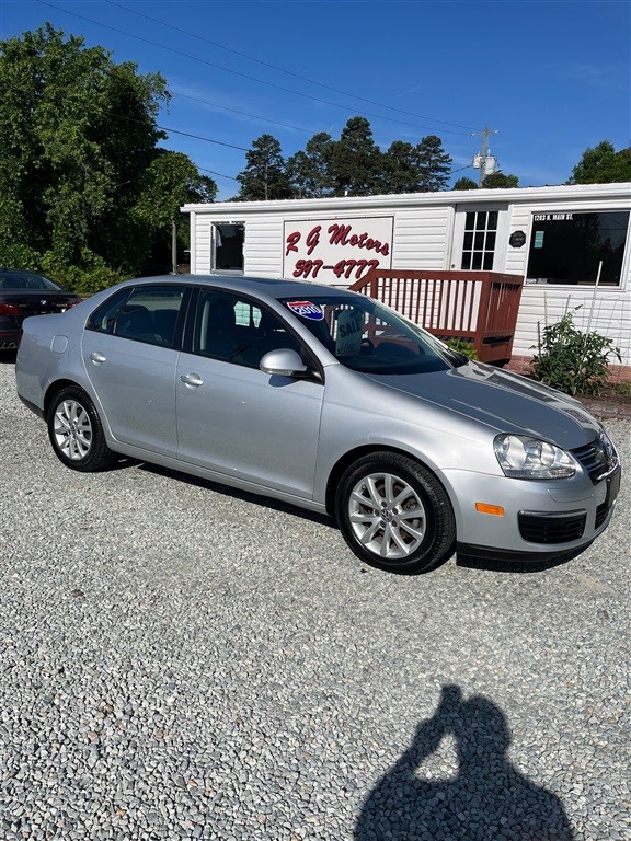 Volkswagen Jetta SEL PZEV in Roxboro