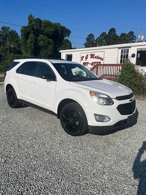 Picture of a 2017 Chevrolet Equinox LT 2WD