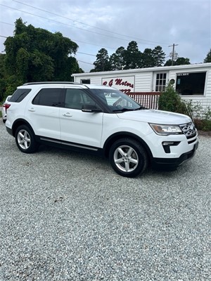 Picture of a 2019 Ford Explorer XLT FWD