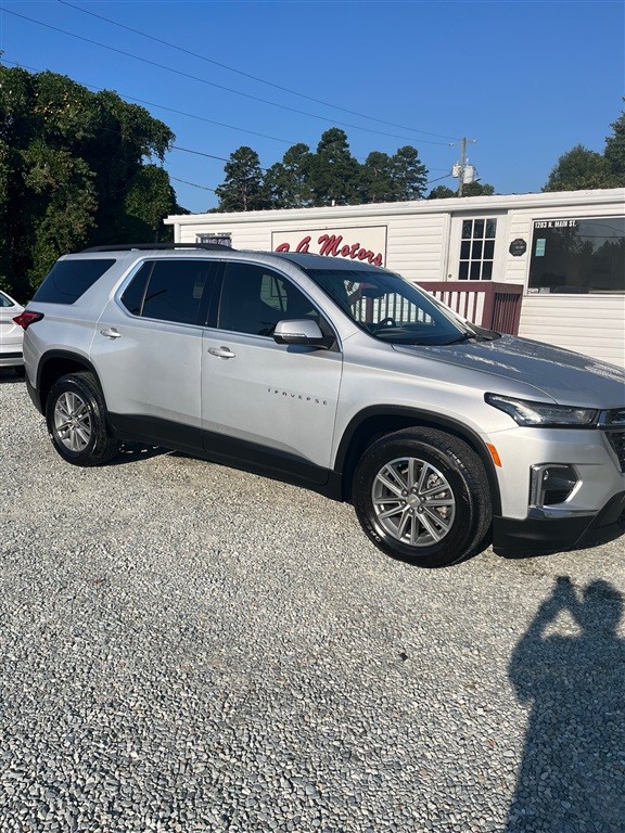 Chevrolet Traverse LT in Roxboro