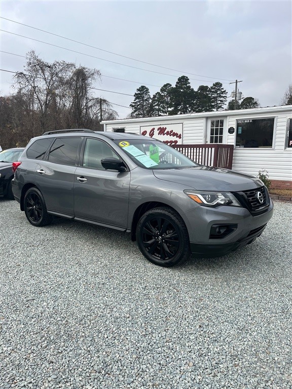 Nissan Pathfinder SL 4WD in Roxboro
