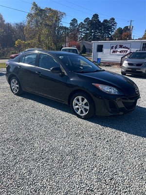 Picture of a 2010 Mazda MAZDA3 i SV 4-Door