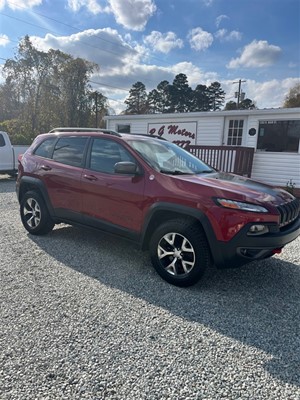 Picture of a 2017 Jeep Cherokee Trailhawk 4WD