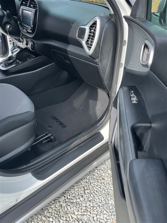 2021 Kia Soul X-Line - Photo 10