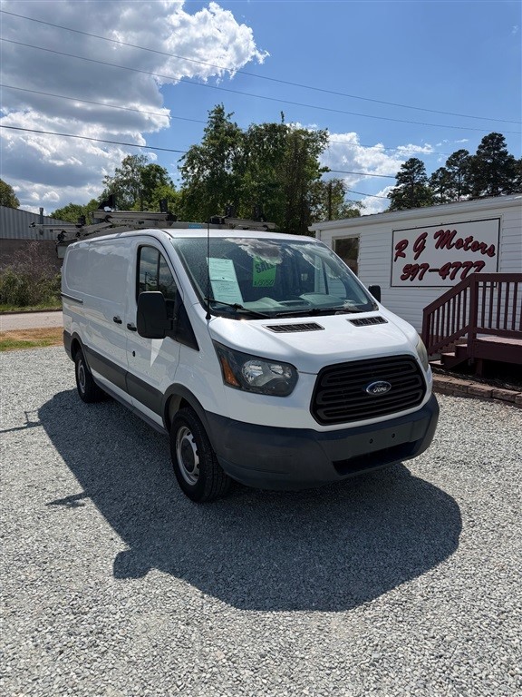 Ford Transit 250 Van Low Roof w/Sliding Pass. 130-in. W in Roxboro