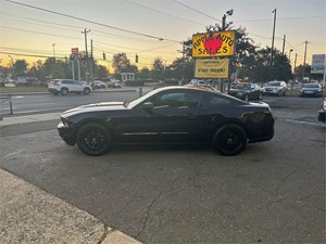 2010 Ford Mustang V6 for sale by dealer