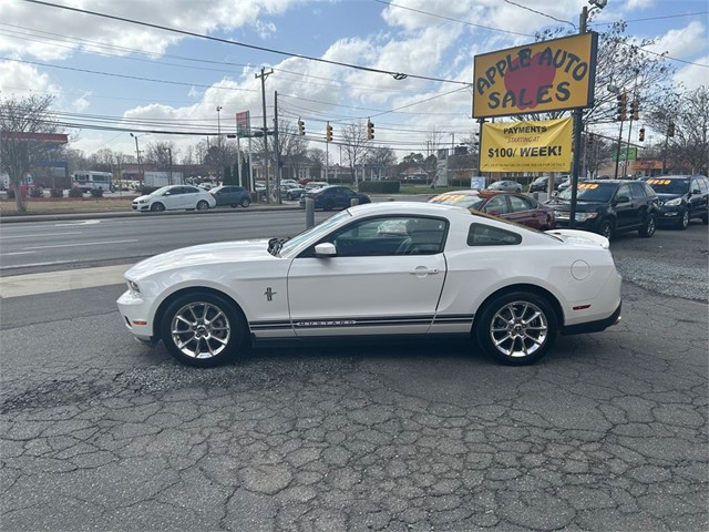 Ford Mustang V6 Premium in Charlotte