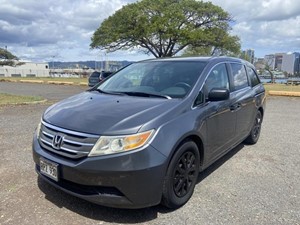 Picture of a 2011 Honda Odyssey LX Minivan 4D