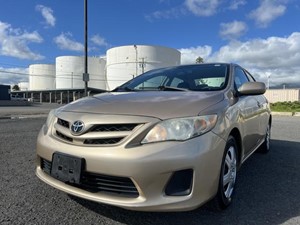 Picture of a 2011 Toyota Corolla LE Sedan 4D