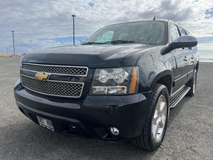 Picture of a 2014 Chevrolet Suburban 1500 LT Sport Utility 4D