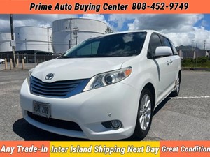 Picture of a 2011 Toyota Sienna Limited Minivan 4D