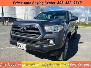 Picture of a 2016 Toyota Tacoma Double Cab SR5 Pickup 4D 5 ft