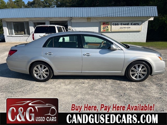 Toyota Avalon Limited in Robersonville