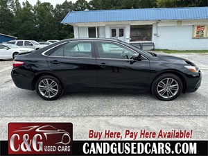 Picture of a 2017 Toyota Camry SE