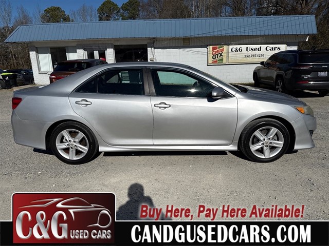 Toyota Camry SE in Robersonville