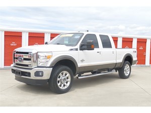 Picture of a 2015 Ford F-250 SD Lariat Crew Cab 4WD
