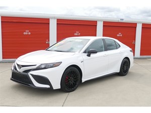 Picture of a 2022 Toyota Camry SE Nightshade Edition