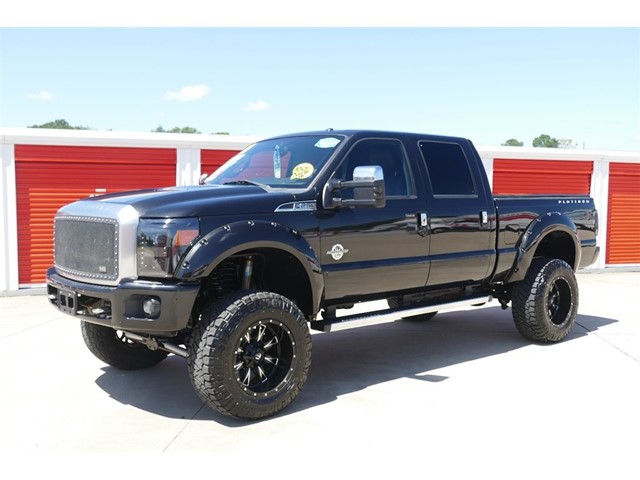 Ford F-250 SD King Ranch Crew Cab 4WD in Fayetteville