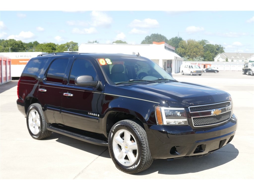 2008 Chevrolet Tahoe LS photo 3