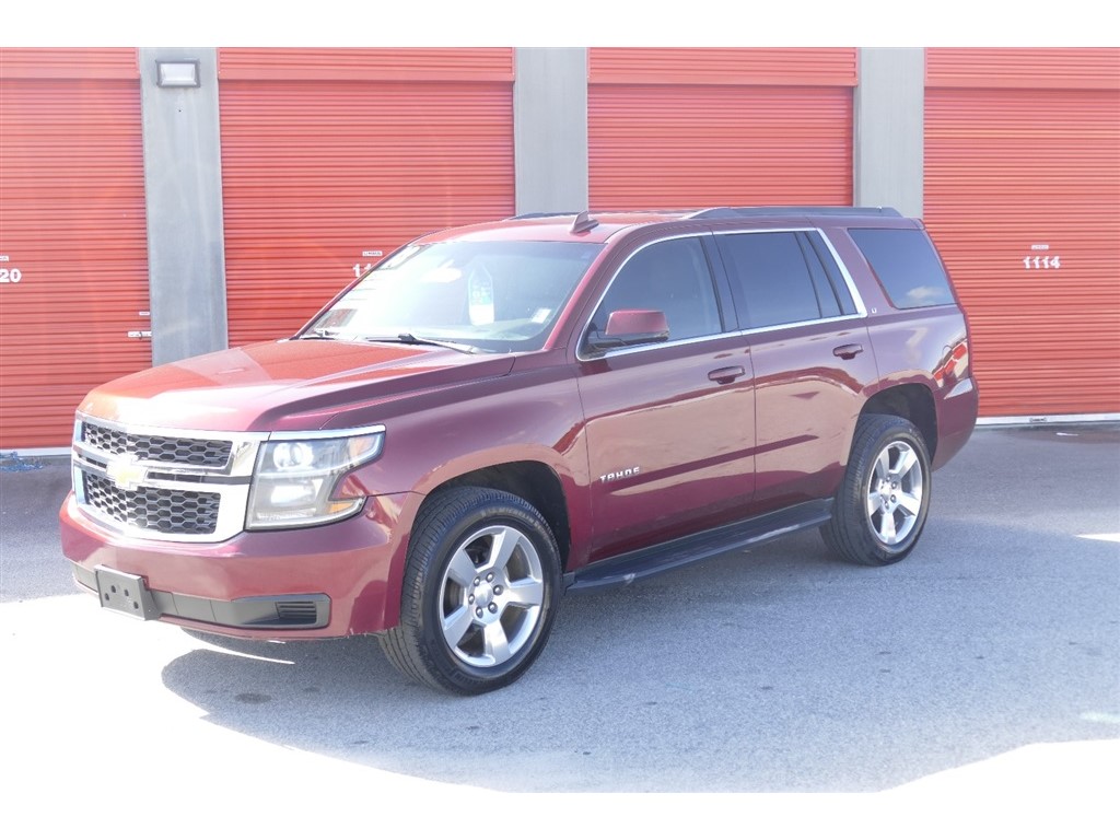 2018 Chevrolet Tahoe LT photo 2