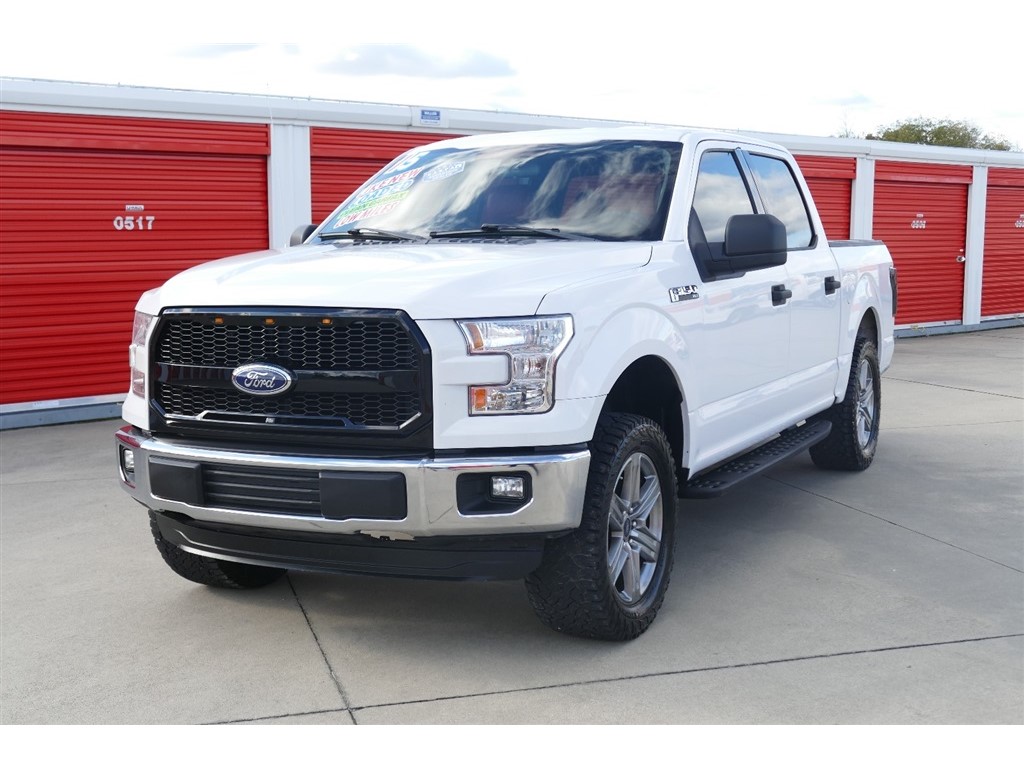 2015 Ford F-150 XLT photo 4