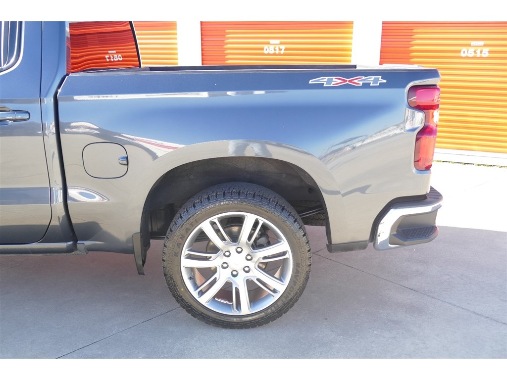 2021 Chevrolet Silverado 1500 LT photo 12